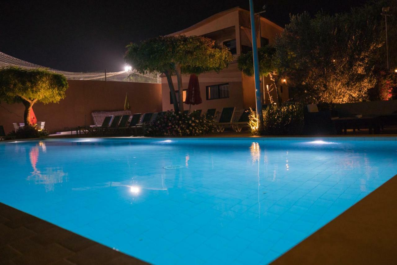 Union Amicale Corse Dakar Hotell Exteriör bild